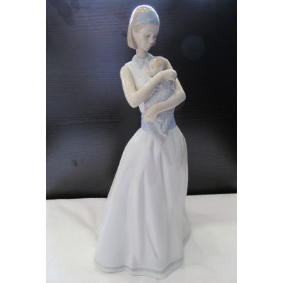 Nao by Lladro The Light of My Life New in Original Box 1413   173286684259